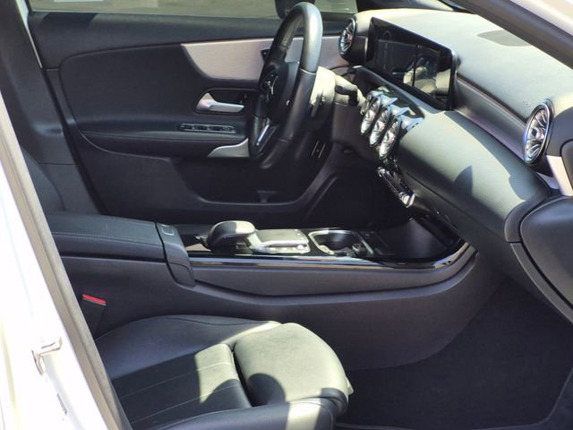 Used 2021 Mercedes-Benz A 220 image 21