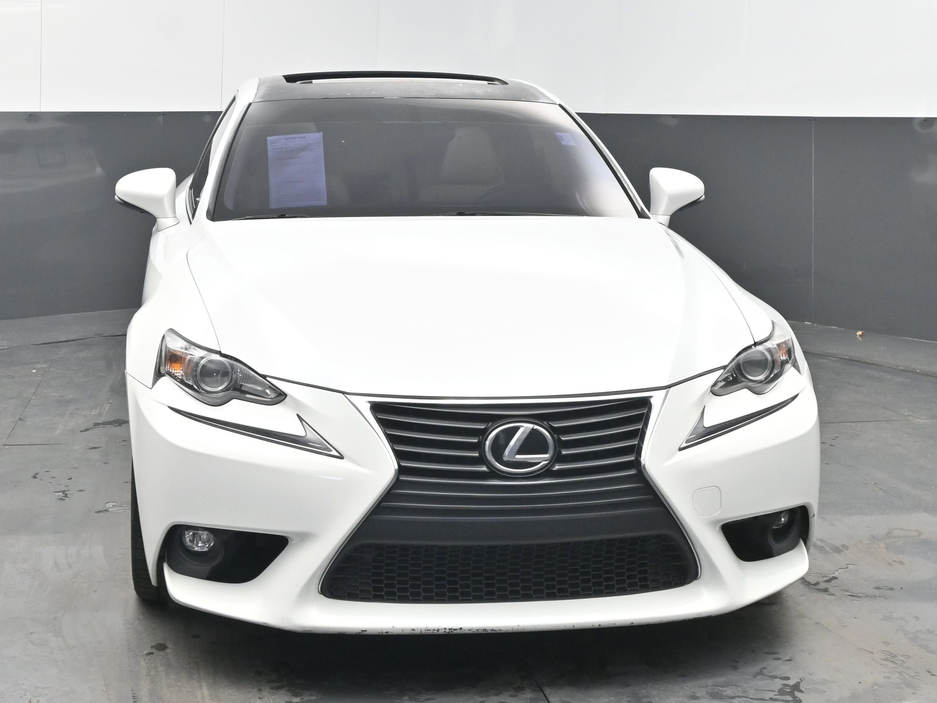 Used 2016 Lexus IS 200t image 3