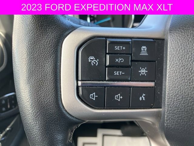 Used 2022 Ford Expedition Max XLT image 34