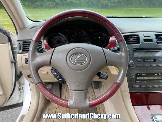 Used 2002 Lexus ES 330 FWD image 18