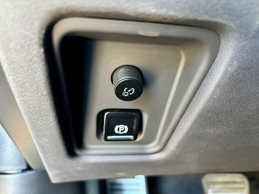 Used 2024 Chevrolet Corvette Z06 w/ Z07 Performance Package image 26