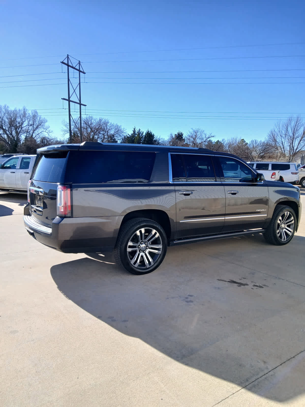 Used 2019 GMC Yukon XL Denali w/ Denali Ultimate Package image 6