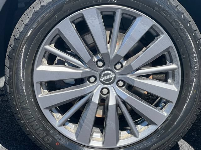 Used 2023 Nissan Pathfinder SL w/ SL Premium Package AWD/4WD image 8