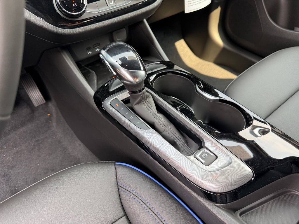 New 2026 Buick Envista Sport Touring w/ Convenience II Package FWD image 25