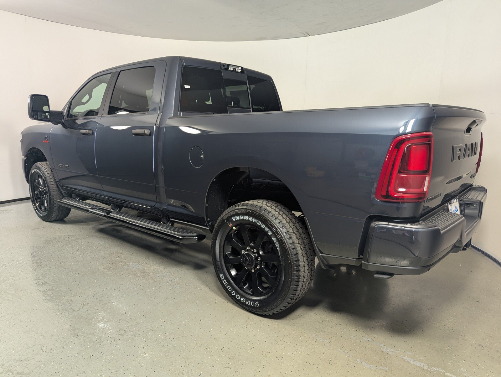New 2026 RAM 2500 Big Horn AWD/4WD image 6