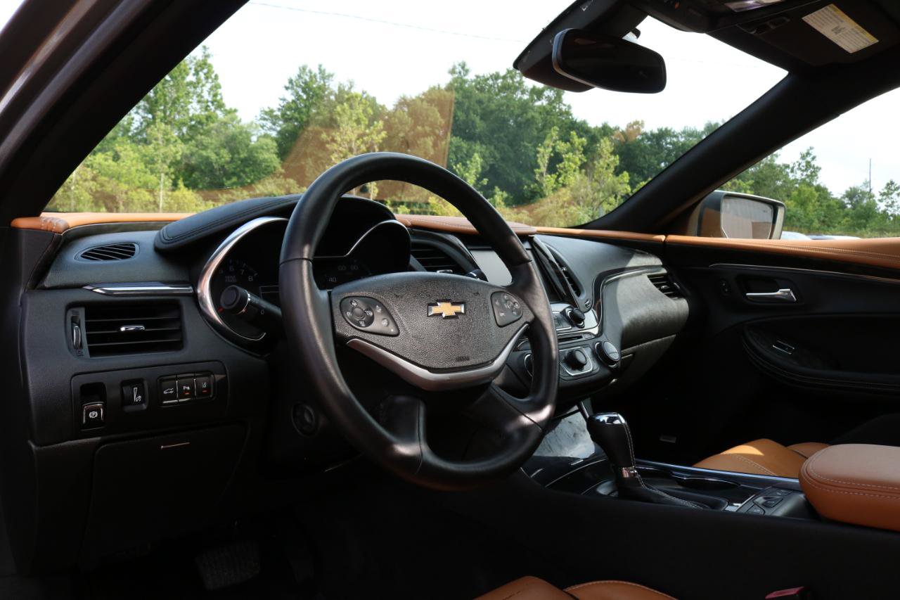 Used 2016 Chevrolet Impala LTZ w/ Enhanced Convenience Package FWD image 24