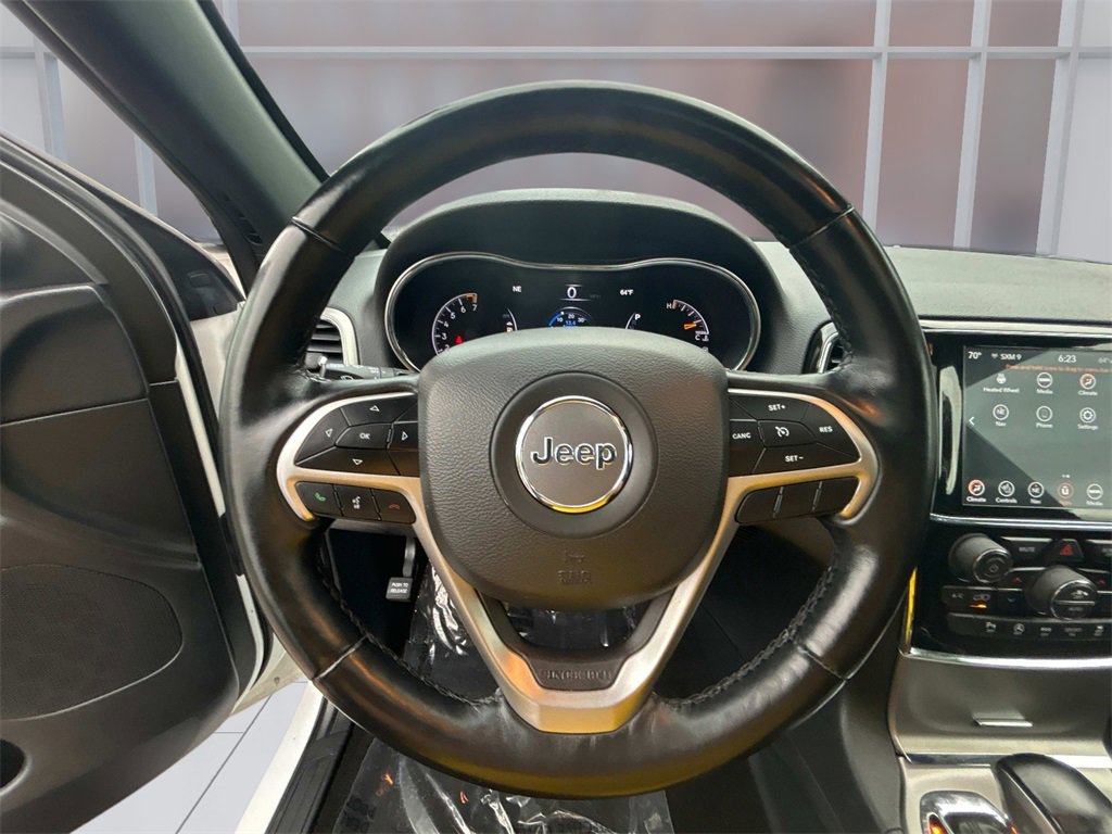 Used 2022 Jeep Grand Cherokee Laredo X image 23