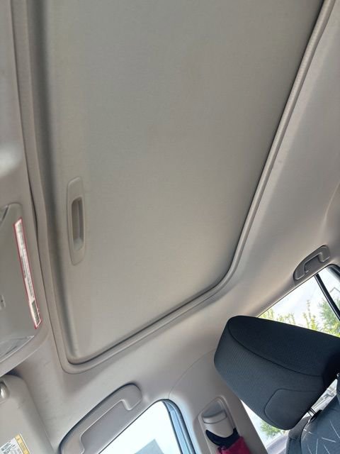 Used 2021 Toyota RAV4 XLE w/ Convenience Package image 16