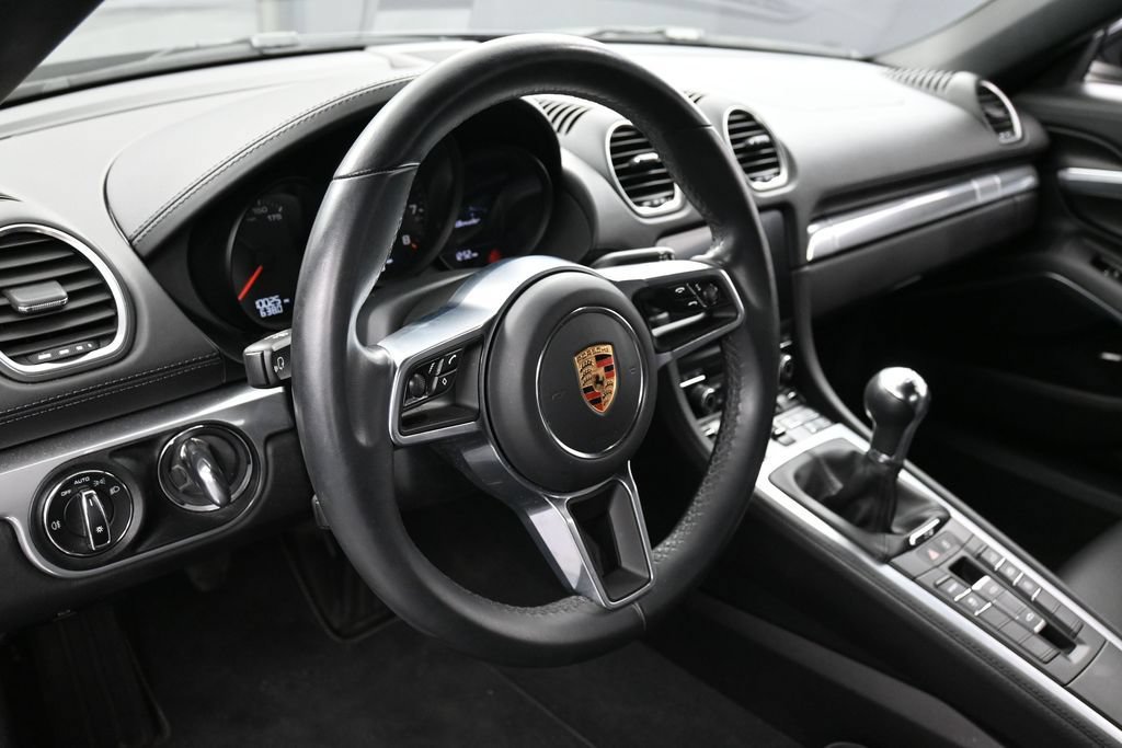 Certified 2024 Porsche 718 Boxster w/ Premium Package RWD image 17