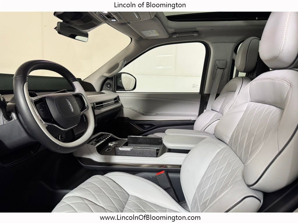 Certified 2025 Lincoln Navigator L Black Label w/ Black Label Special Edition image 43