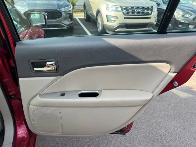 Used 2010 Ford Fusion SEL FWD image 12