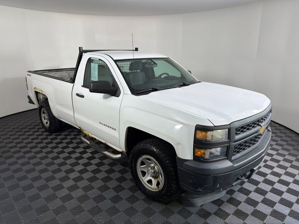 Used 2014 Chevrolet Silverado 1500 W/T w/ Trailering Package AWD/4WD image 2