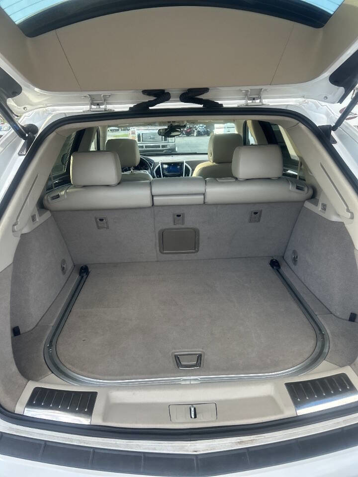 Used 2014 Cadillac SRX Luxury w/ Driver Awareness Package image 11