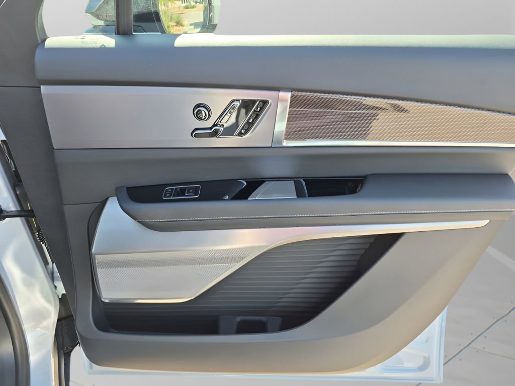 New 2026 Cadillac Vistiq Luxury AWD/4WD image 14