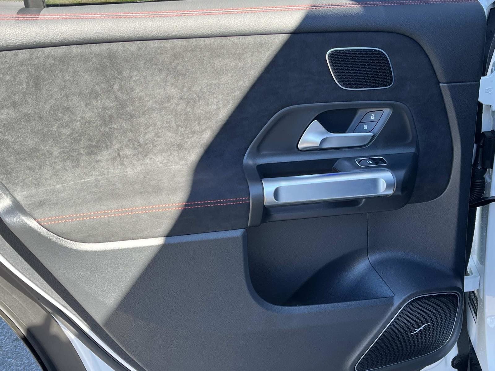 Certified 2024 Mercedes-Benz GLB 250 image 15