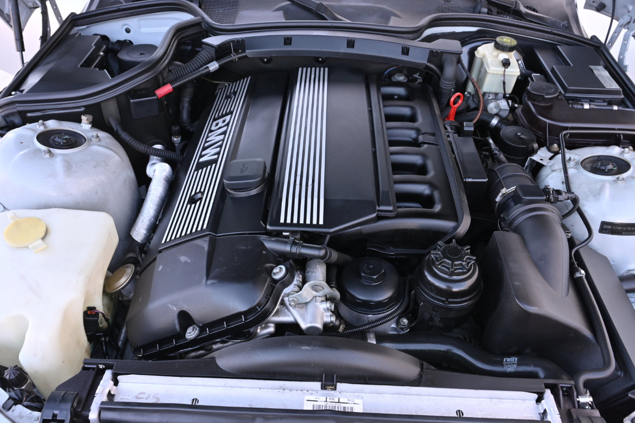 Used 2000 BMW Z3 2.5i image 30