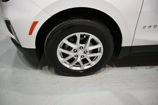 Used 2023 Chevrolet Equinox LT image 29