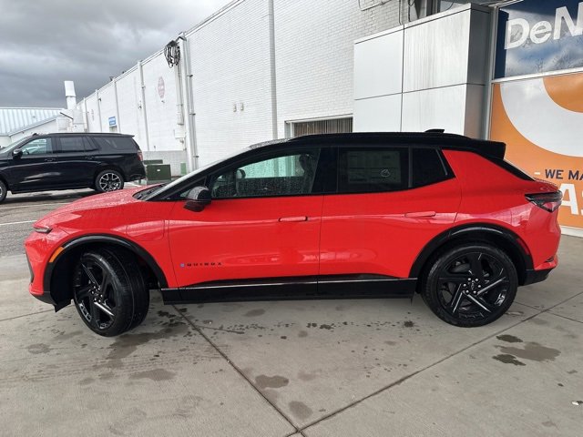 New 2026 Chevrolet Equinox EV RS image 11