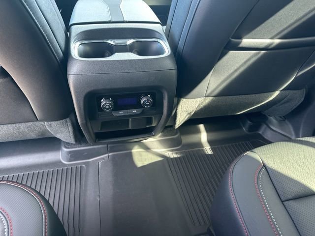 New 2026 Chevrolet Traverse Z71 w/ Enhanced Driving Package image 47