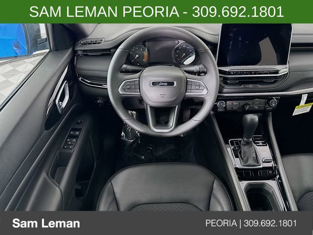 New 2026 Jeep Compass Latitude image 17