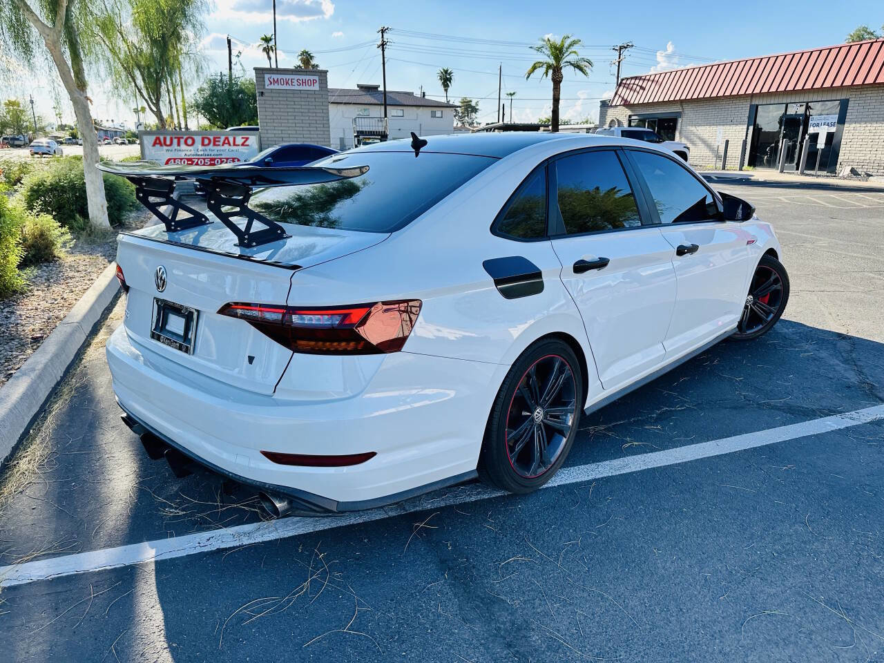 Used 2019 Volkswagen Jetta GLI image 6