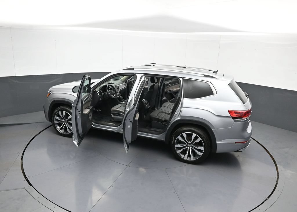 Used 2023 Volkswagen Atlas SEL Premium AWD/4WD image 46