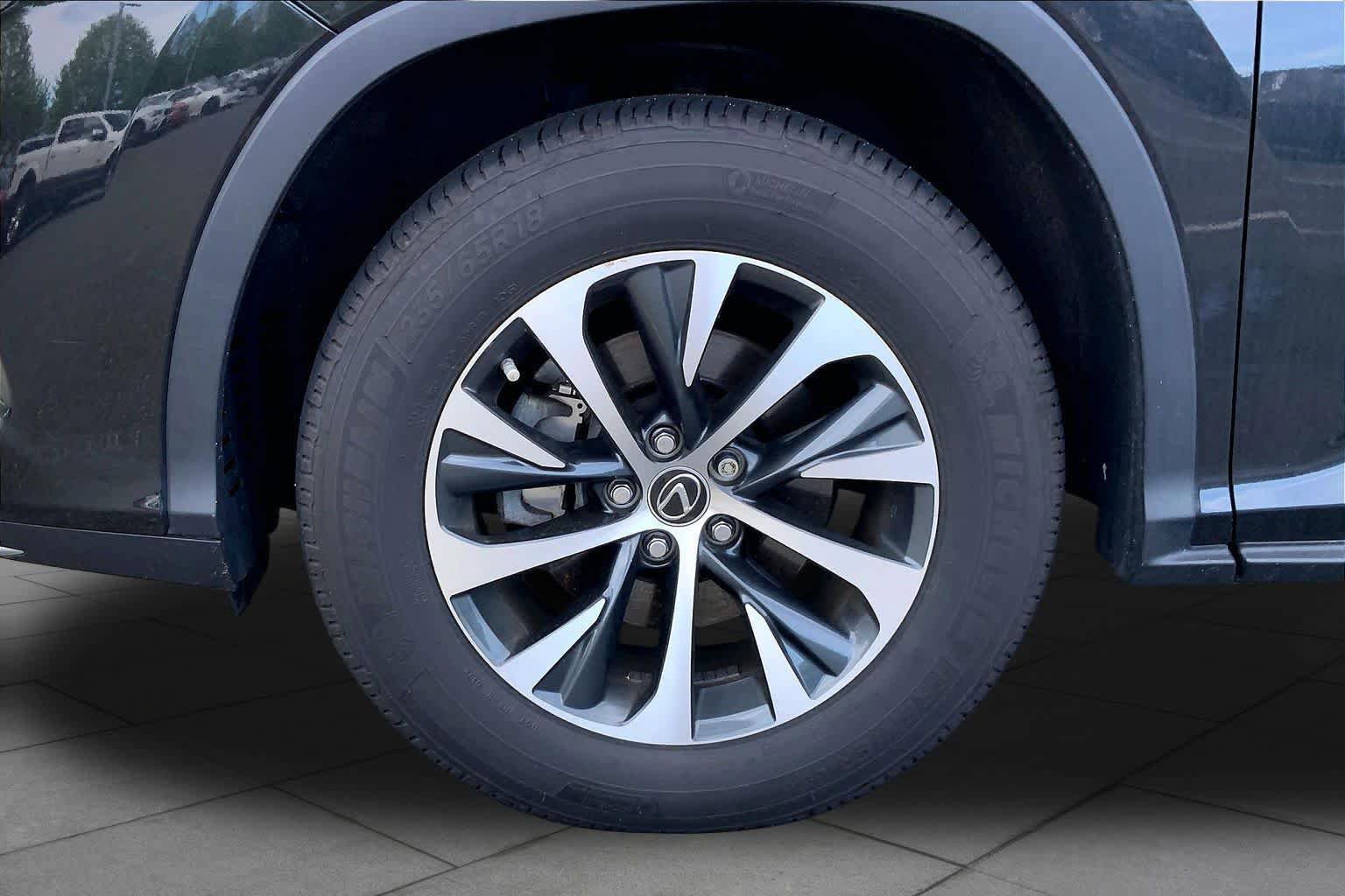 Used 2022 Lexus RX 450h AWD w/ Premium Package image 11
