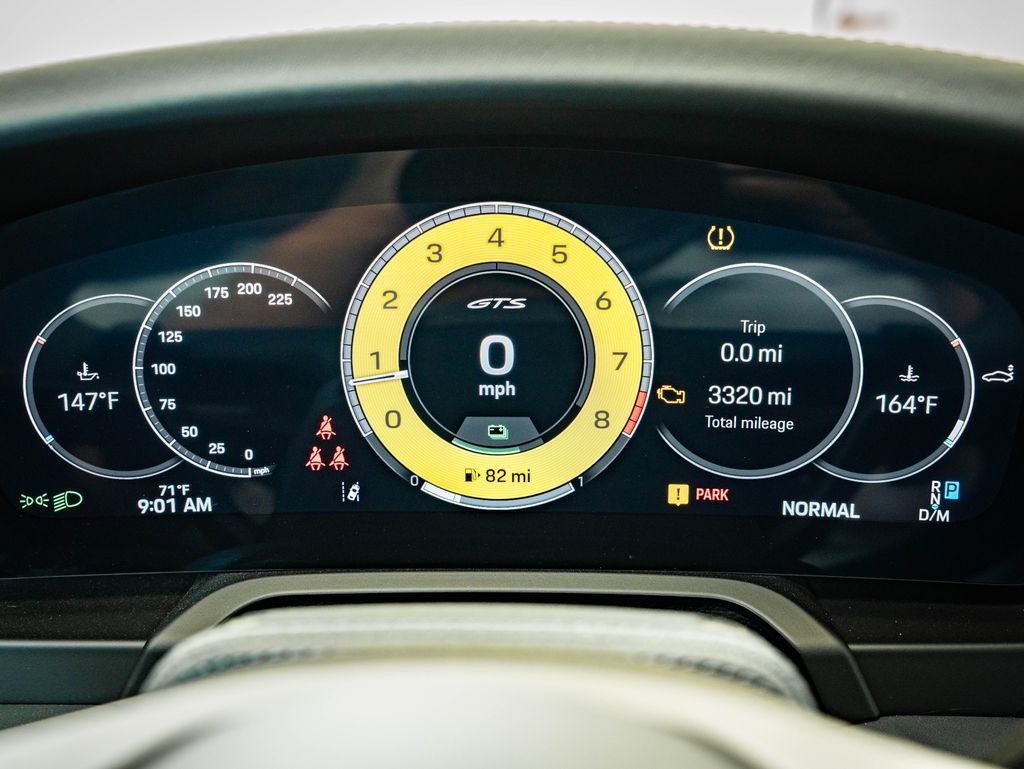 Certified 2025 Porsche 911 Carrera GTS RWD image 33