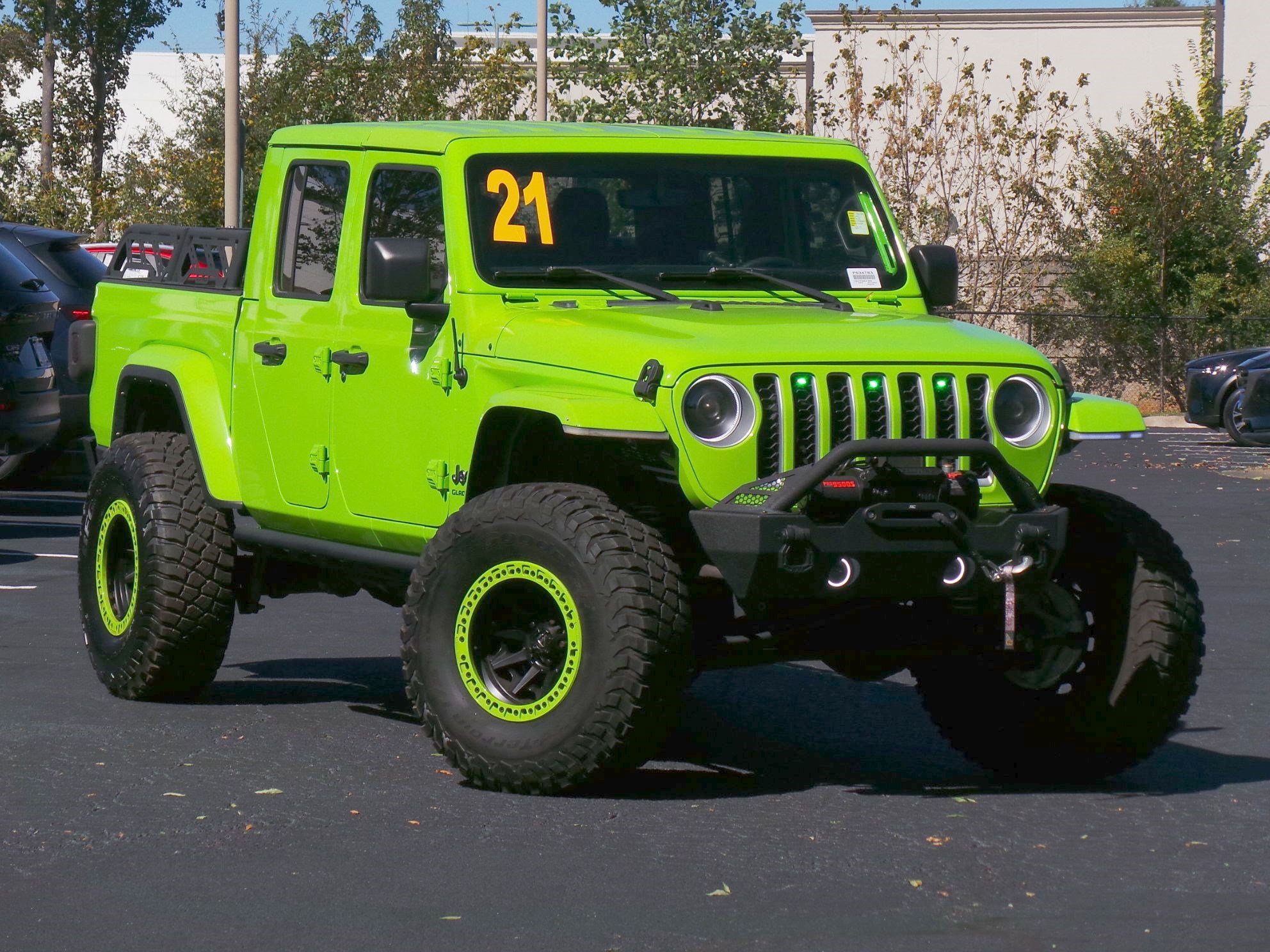 Used 2021 Jeep Gladiator Overland w/ Popular Equipment Package AWD/4WD image 2