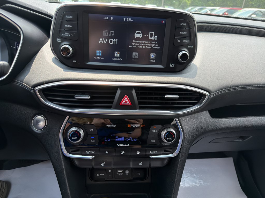 Used 2020 Hyundai Santa Fe SEL w/ Convenience + Premium Package AWD/4WD image 17