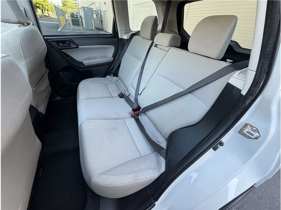 Used 2017 Subaru Forester 2.5i Premium AWD/4WD image 13