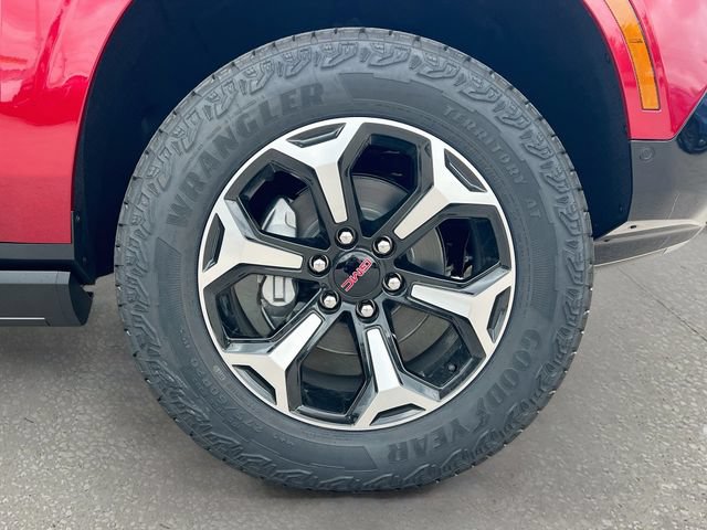 New 2026 GMC Yukon XL AT4 w/ AT4 Premium Package AWD/4WD image 19