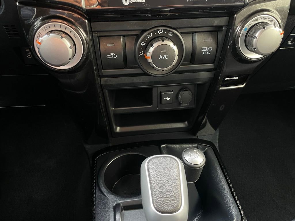 Used 2024 Toyota 4Runner TRD Off-Road Premium image 19