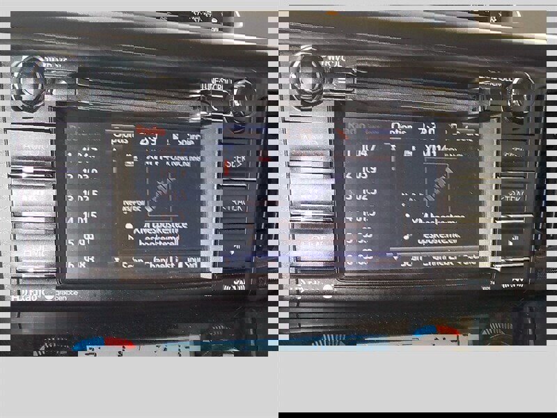 Used 2018 Toyota RAV4 XLE image 15