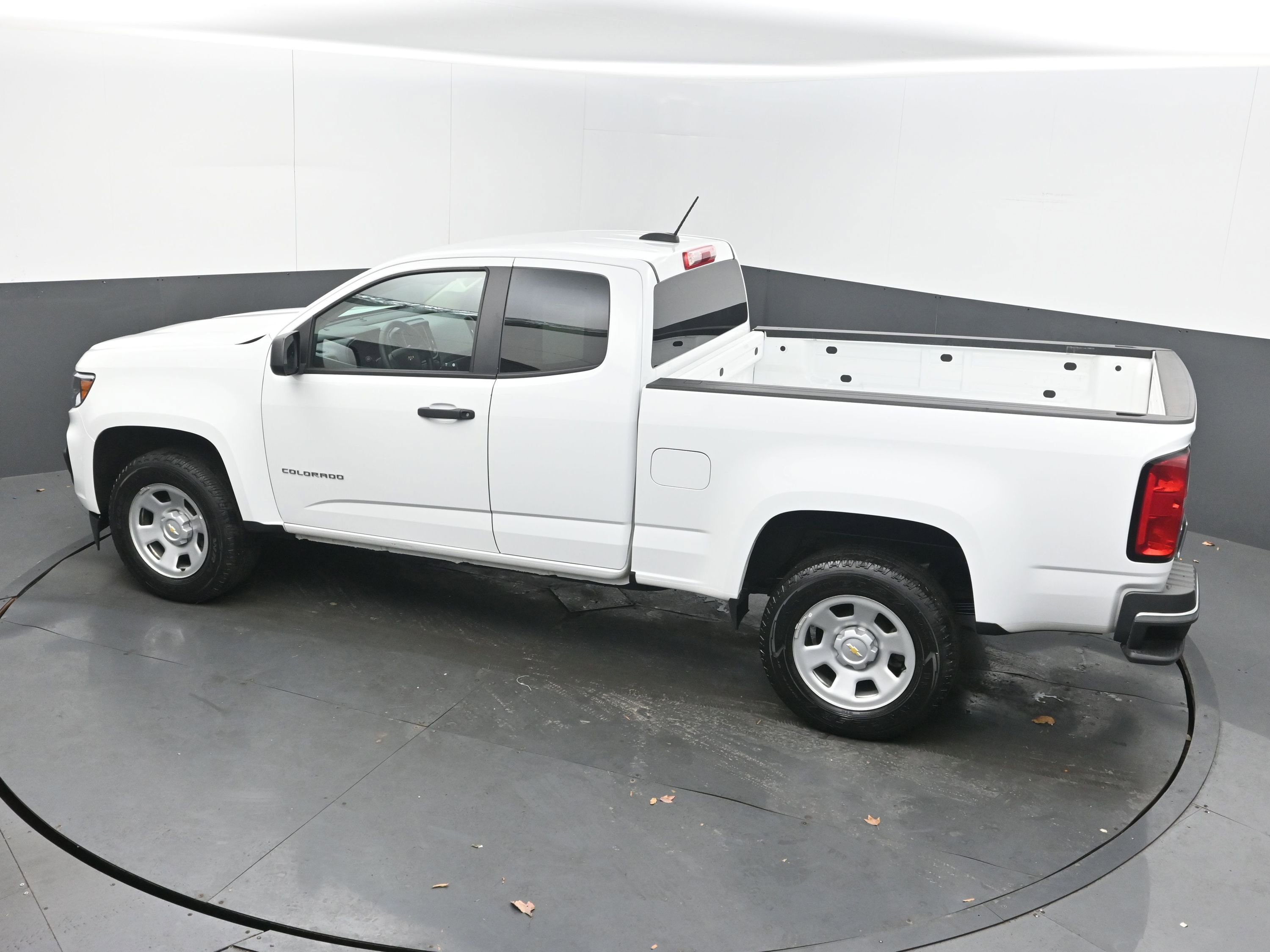 Used 2022 Chevrolet Colorado W/T image 32