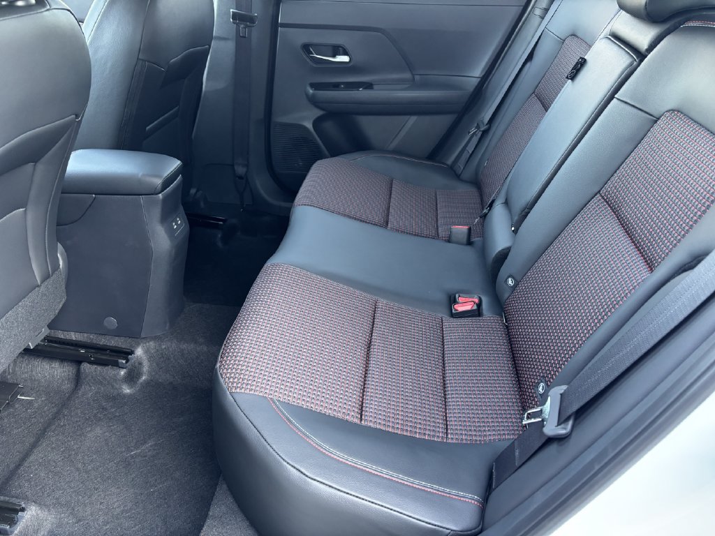 New 2027 Nissan Kicks SR AWD/4WD image 22