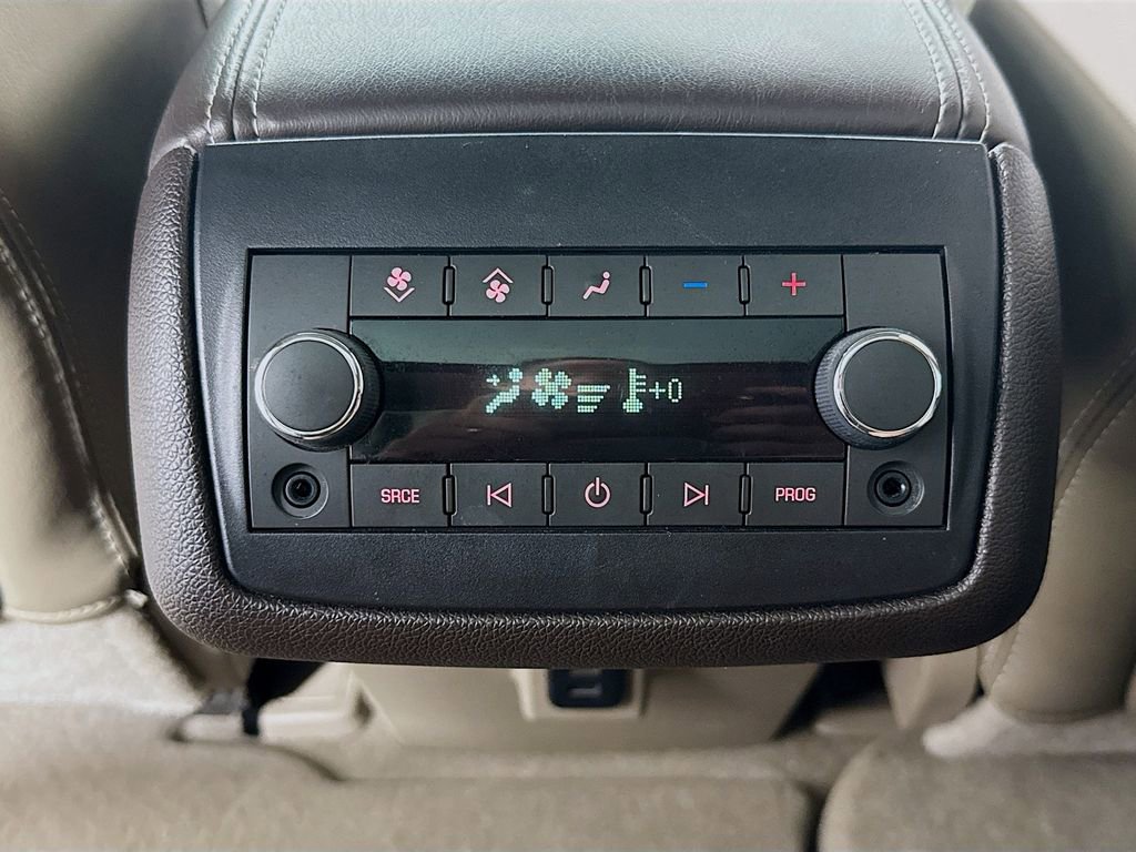 Used 2014 GMC Acadia Denali image 27