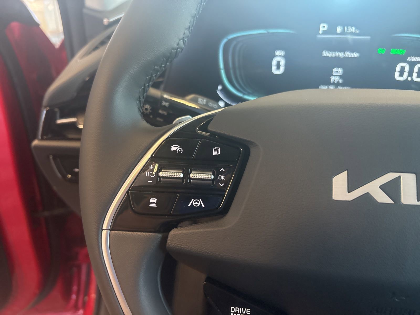 New 2025 Kia Niro EX image 18