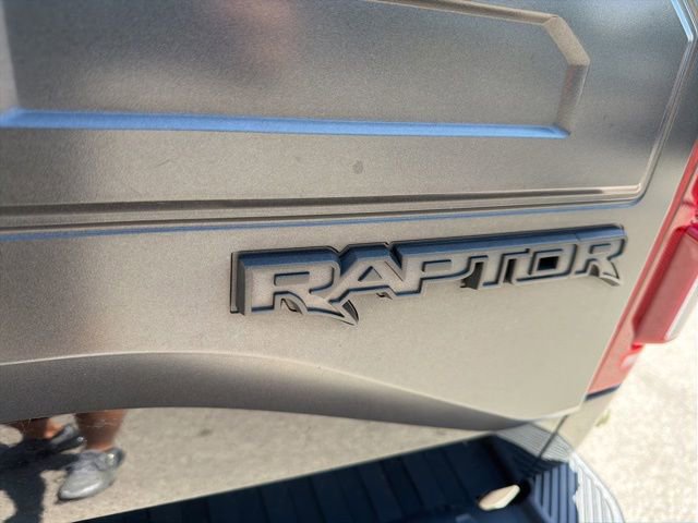 Used 2018 Ford F150 Raptor w/ Equipment Group 802A Luxury AWD/4WD image 6