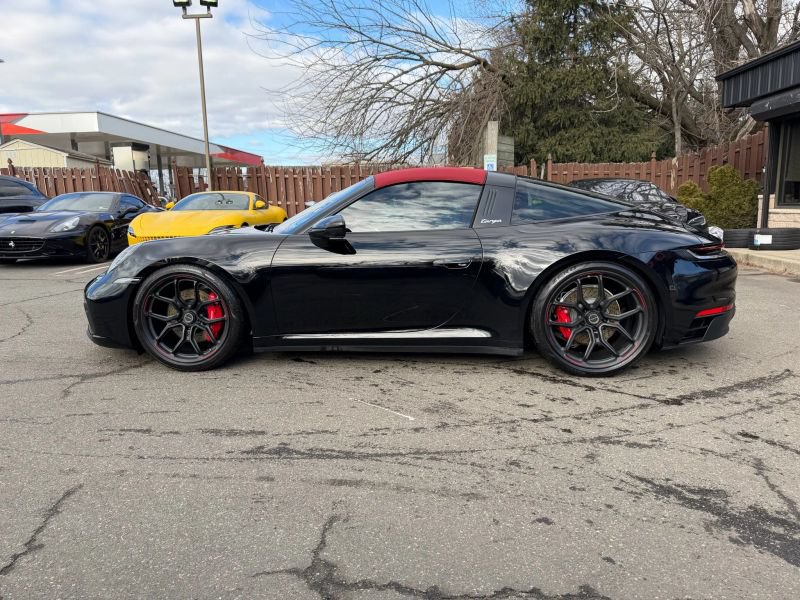 Used 2022 Porsche 911 Targa 4S w/ Premium Package AWD/4WD image 10