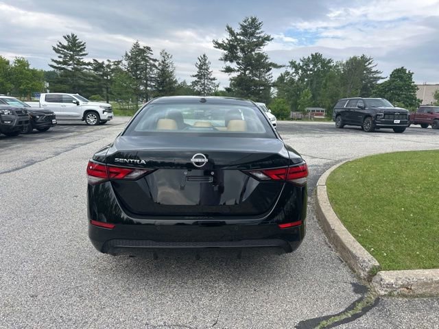 New 2025 Nissan Sentra SV w/ SV Premium Package image 6