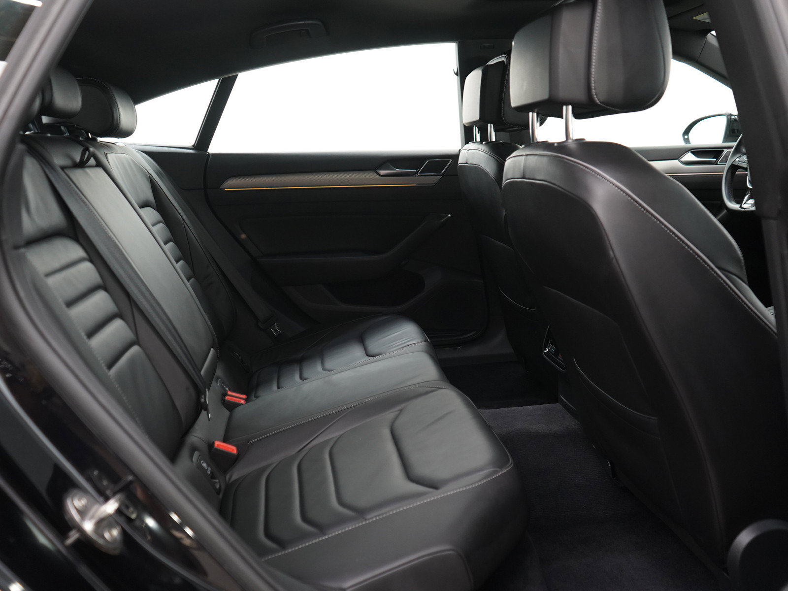Used 2019 Volkswagen Arteon SEL Premium AWD/4WD image 12