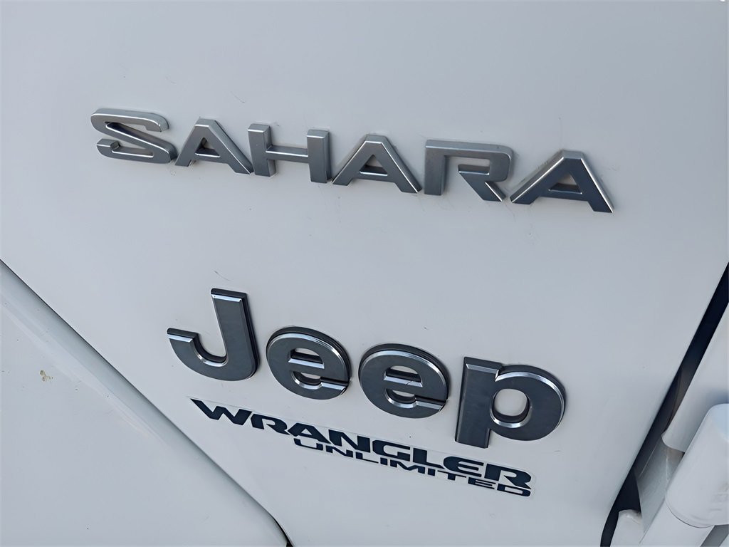 Used 2018 Jeep Wrangler Unlimited Sahara image 18
