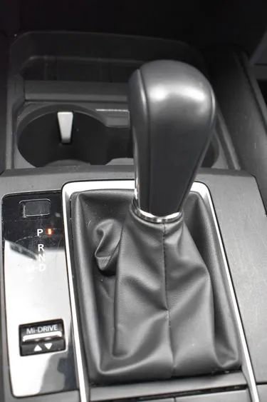 Used 2025 MAZDA CX-50 AWD 2.5 S w/ Premium Package image 36