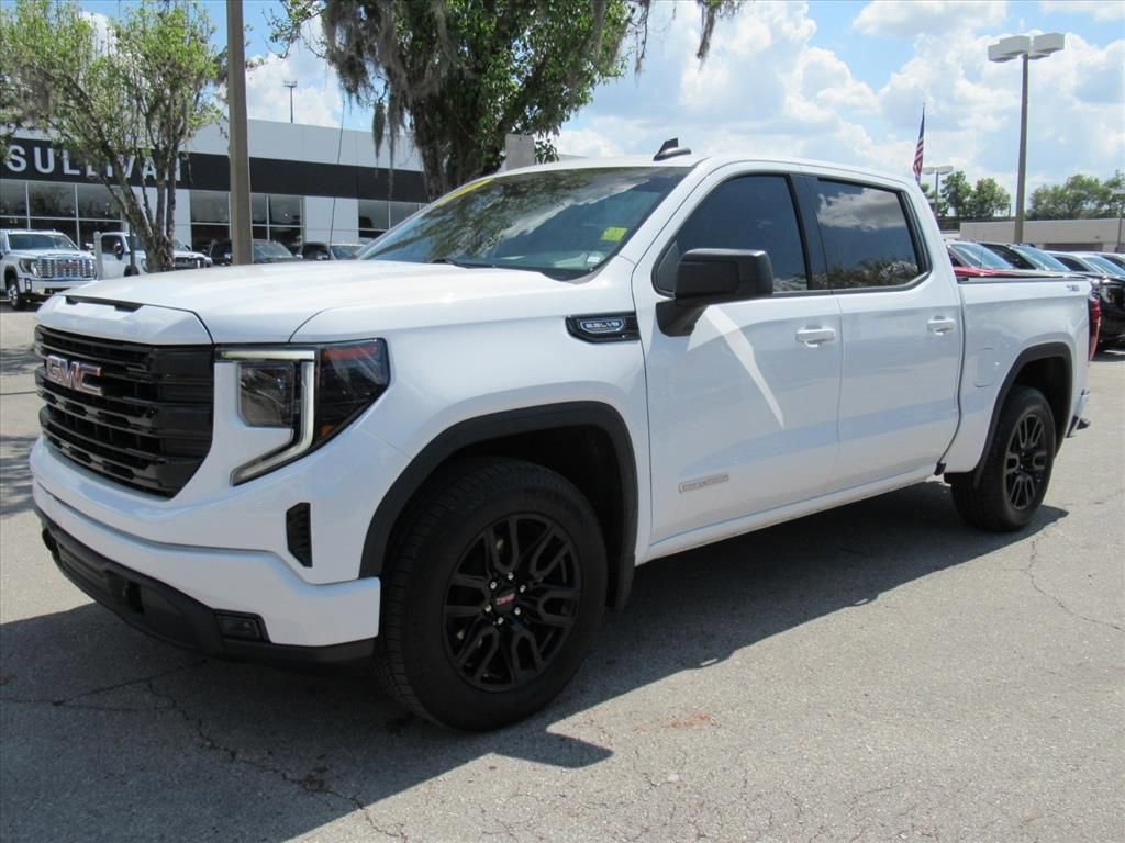 Used 2022 GMC Sierra 1500 Elevation w/ Preferred Package image 3