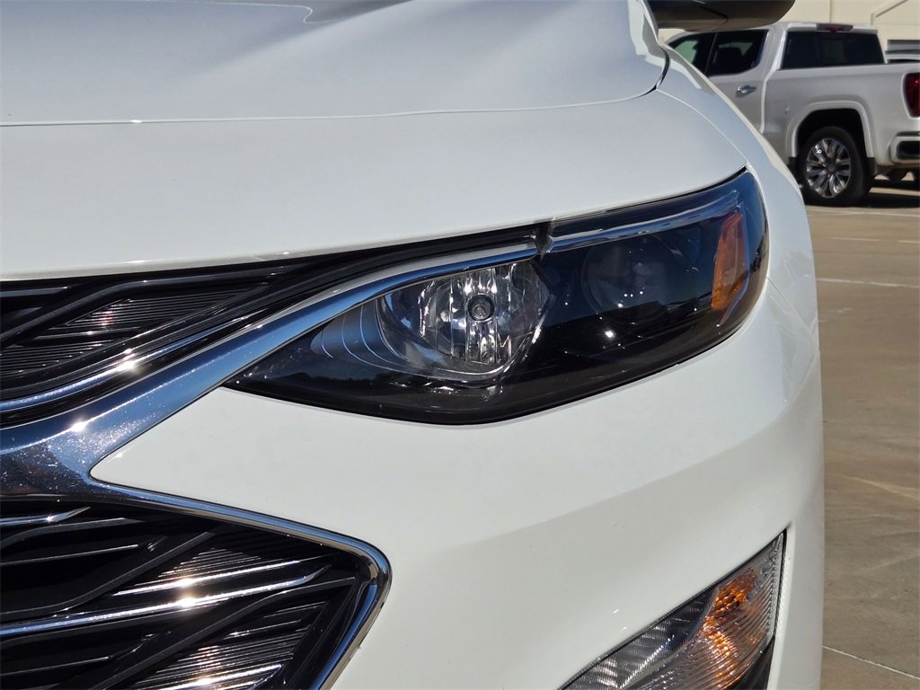 Used 2024 Chevrolet Malibu LT image 30