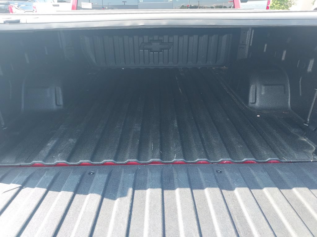 Used 2025 Chevrolet Silverado 1500 High Country w/ High Country Premium Package AWD/4WD image 17