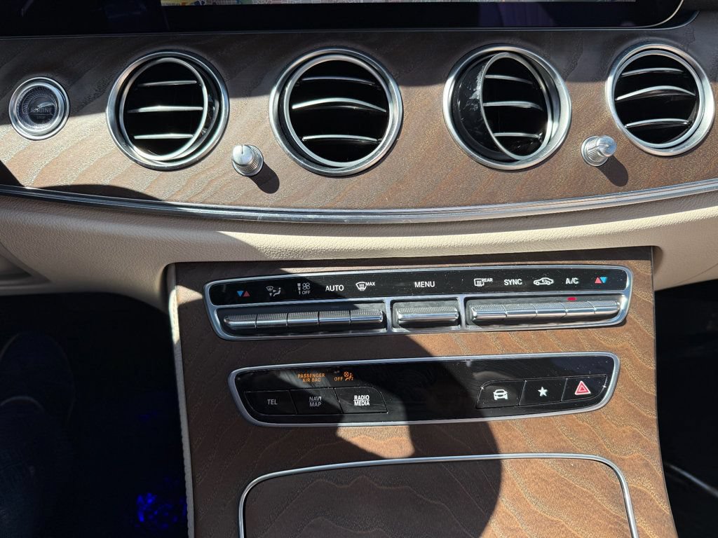 Used 2022 Mercedes-Benz E 350 Sedan image 14