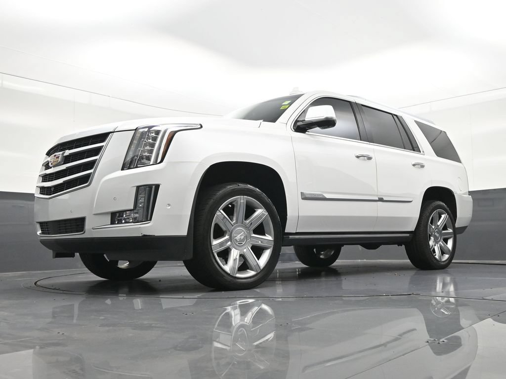 Used 2019 Cadillac Escalade Premium Luxury RWD image 24