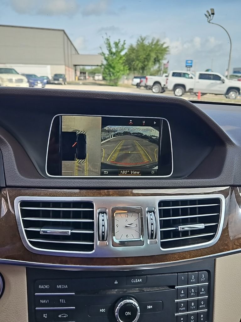 Used 2016 Mercedes-Benz E 350 Sedan image 23